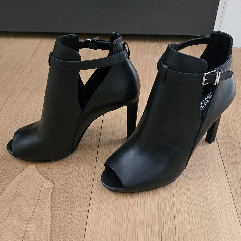 Michael Kors Black Leather Lawson Ankle Booties with Buckle - Picture 8 of 10